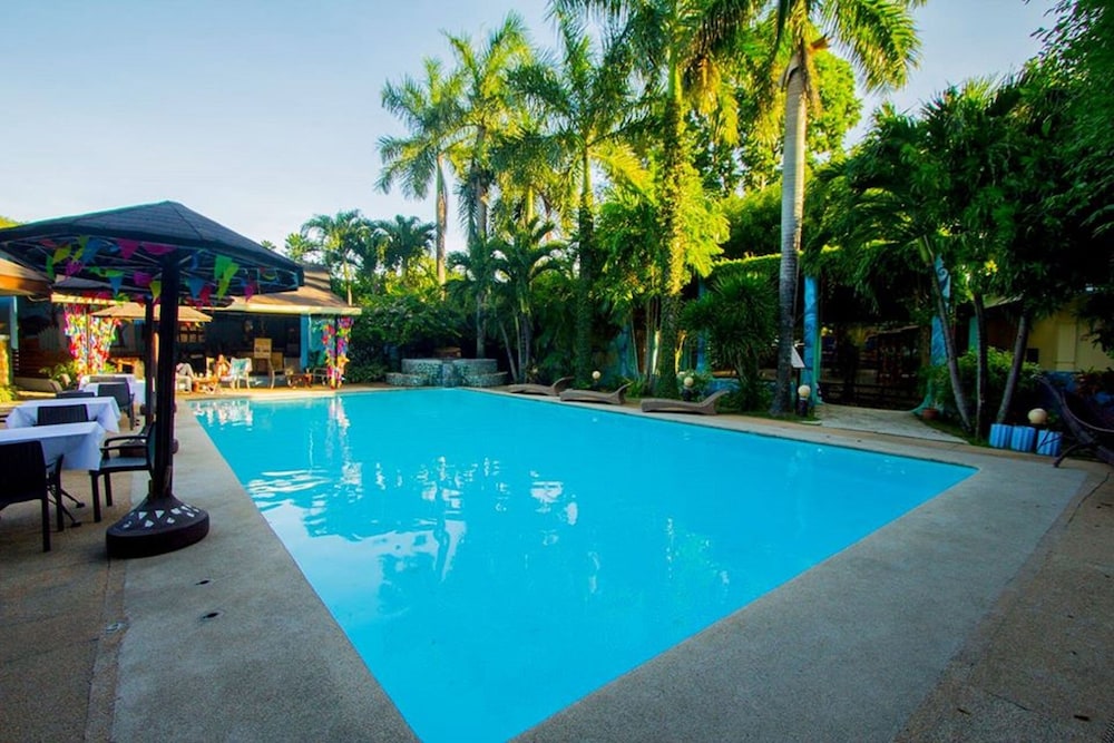 

Roma - Mactan - Alta Cebu Resort