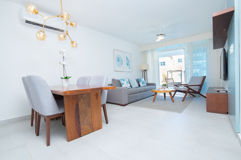 

Roma - Cabarete - Presidential Suites Lifestyle Cabarete - Room Only