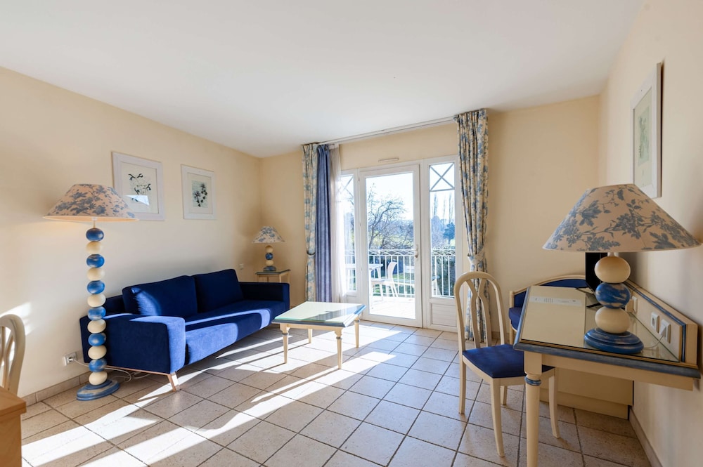 

Bologna - Avignone - Residhotel Golf Grand Avignon