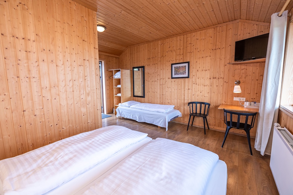 

Milano - Höfn - Árnanes Country Hotel