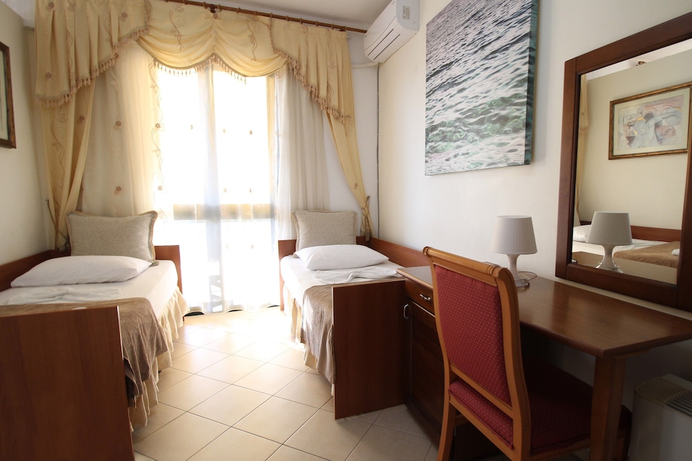 

Napoli - Sarandë - Hotel Olympia