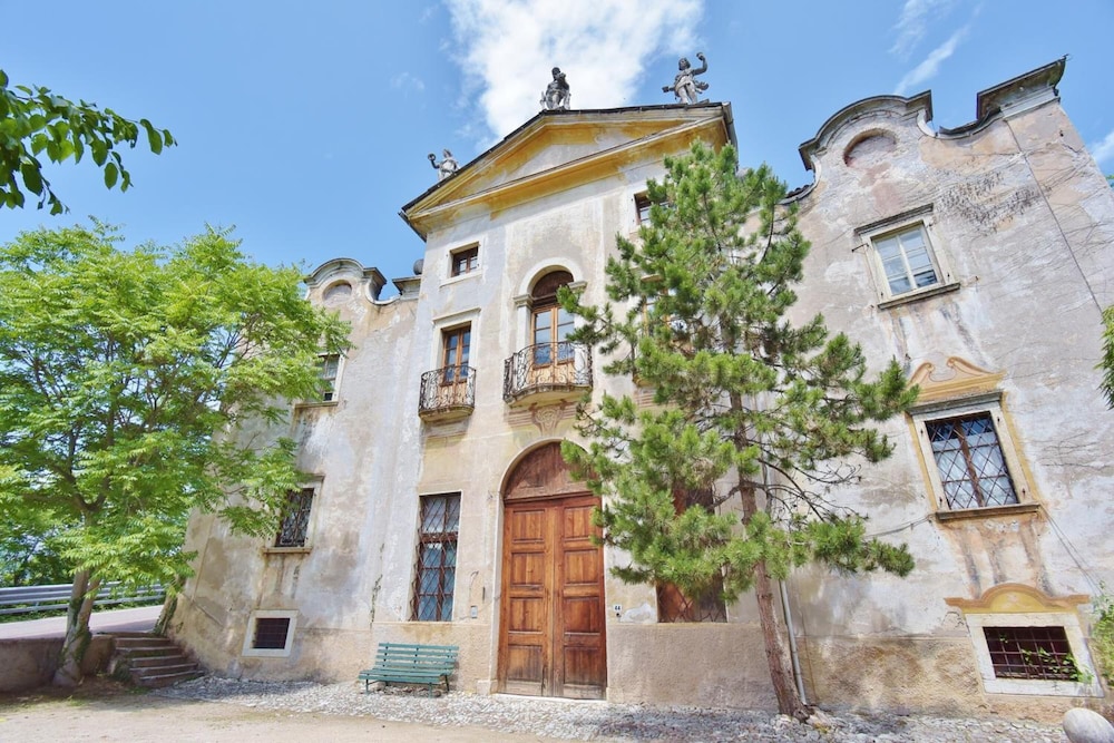 

Cagliari - Trento - Villa Bertagnolli - Locanda Del Bel Sorriso