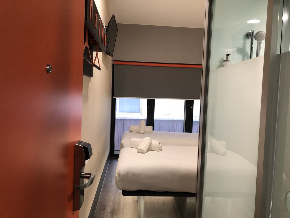 

Venezia - Birmingham - easyHotel Birmingham