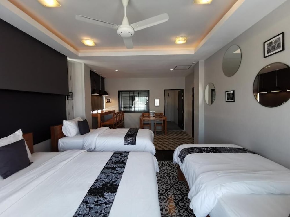 

Roma - Wichit - The Besavana Phuket - SHA Extra Plus
