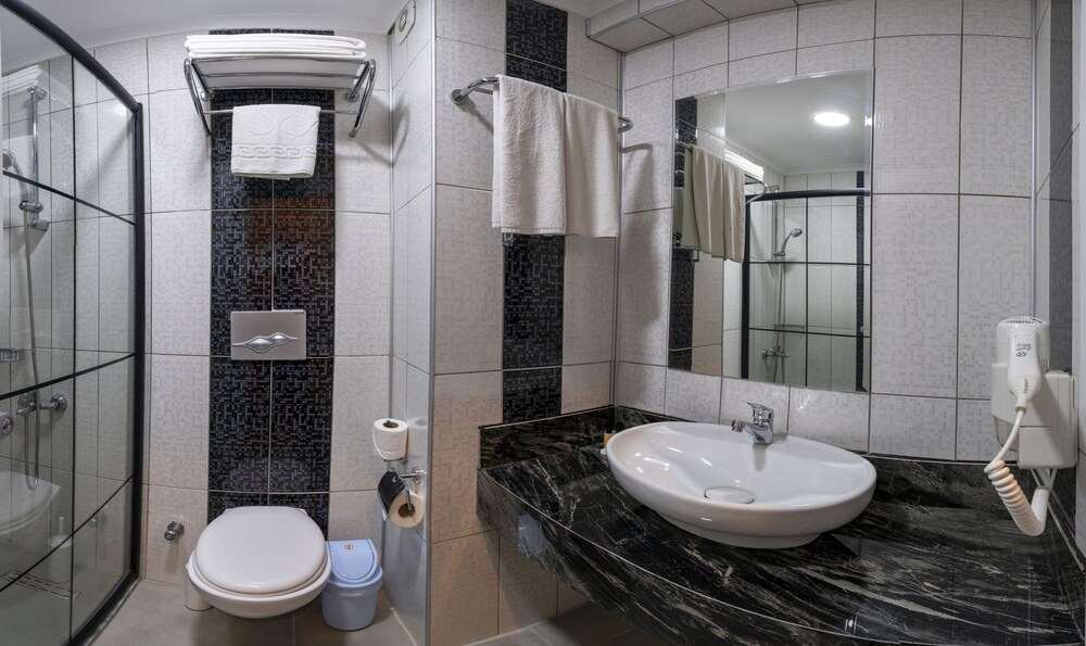 

Milano - Colakli - Akdora Resort Hotel & Spa