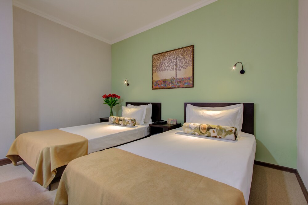 

Bologna - Bishkek - Olive Hotel Bishkek