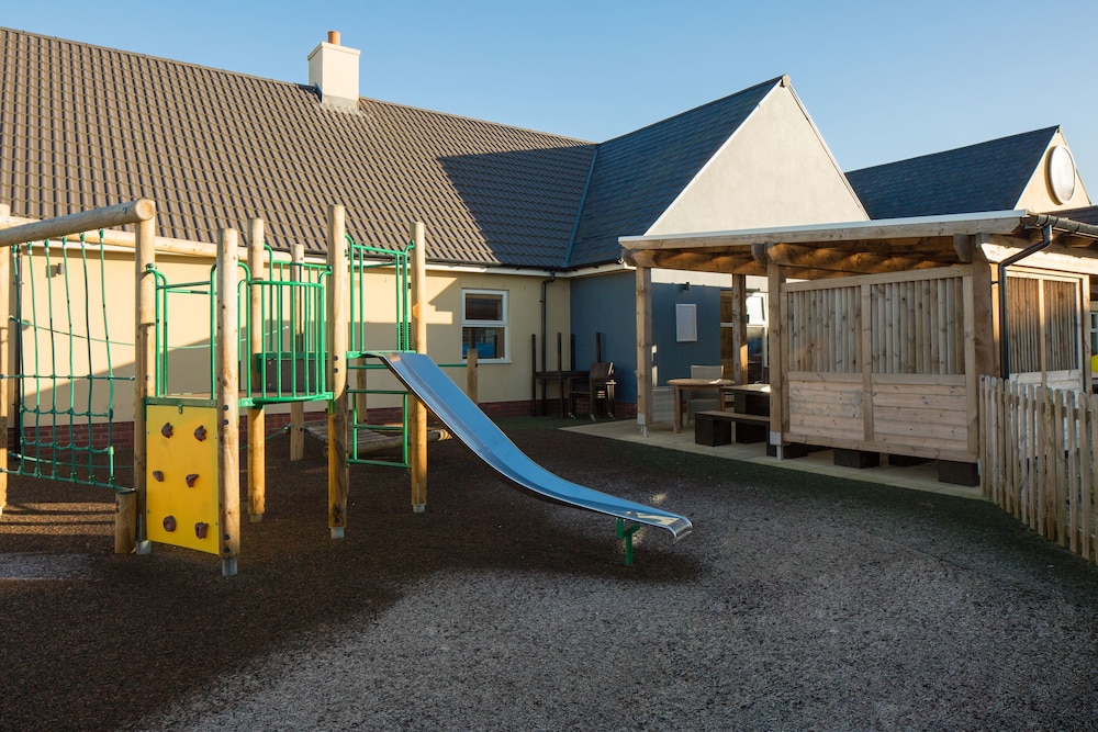 

Roma - Wishaw - The Raven’s Cliff Lodge by Marston's Inns