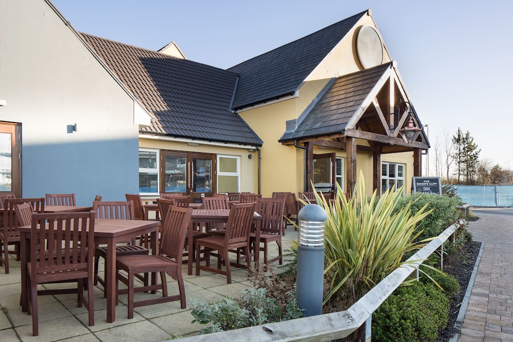 

Venezia - Glasgow - The Raven’s Cliff Lodge by Marston's Inns