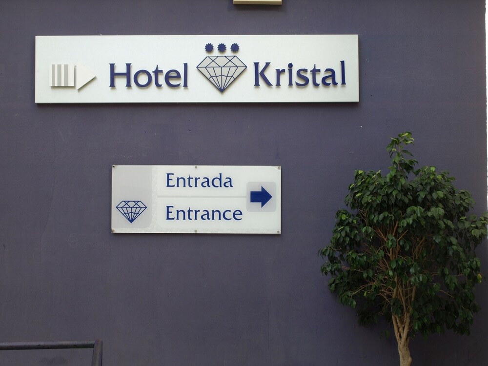 

Napoli - Malaga - Kristal