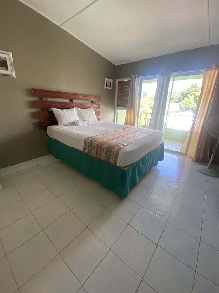 

Verona - Ocho Rios - Ocean Palms Resort