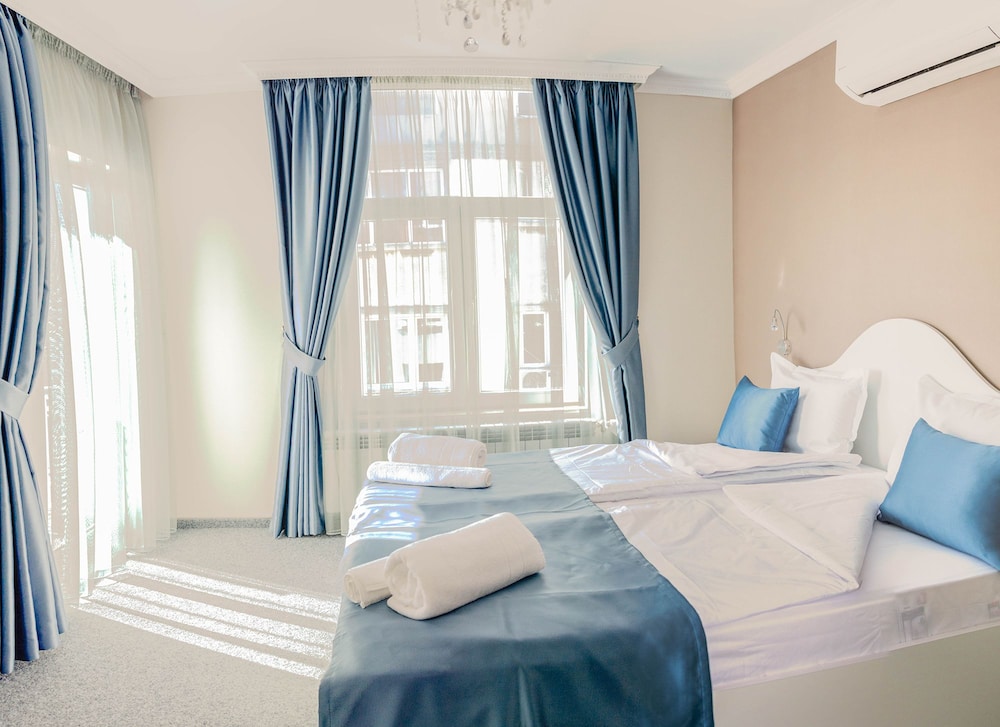 

Milano - Varna - Family Hotel Belle Epoque Beach