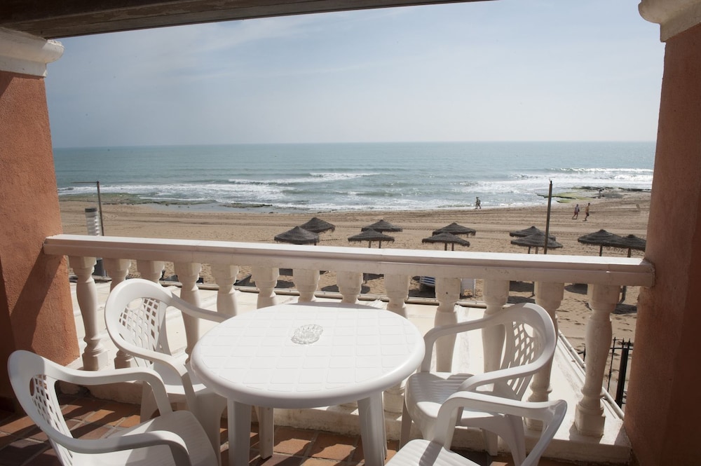 

Milano - Torrevieja - Lloyds Beach Club