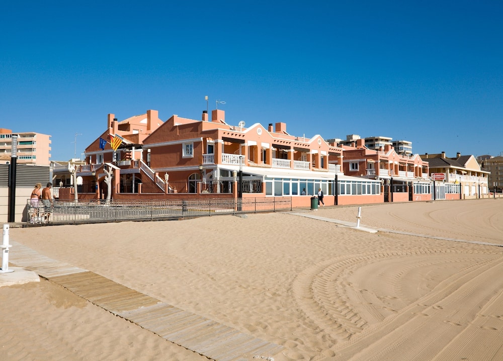 

Napoli - Torrevieja - Lloyds Beach Club