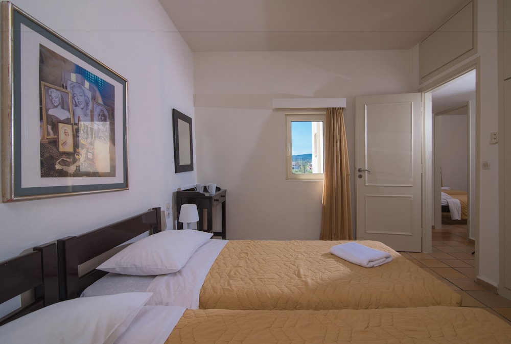 

Catania - Gournes - Ourania Apartments Hotel