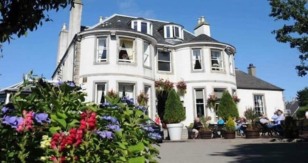 

Bari - Aberdeen - Ferryhill House Hotel