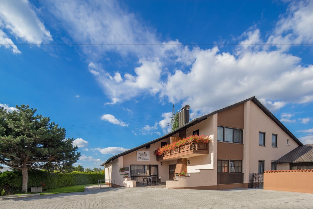 

Roma - Landshut - Hotel Bettstadl - Landshut