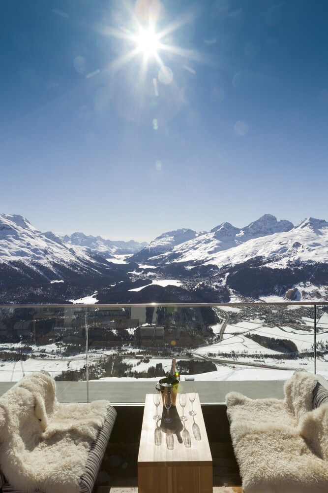 

Bari - St. Moritz, Montagna Svizzera - Romantik Hotel Muottas Muragl