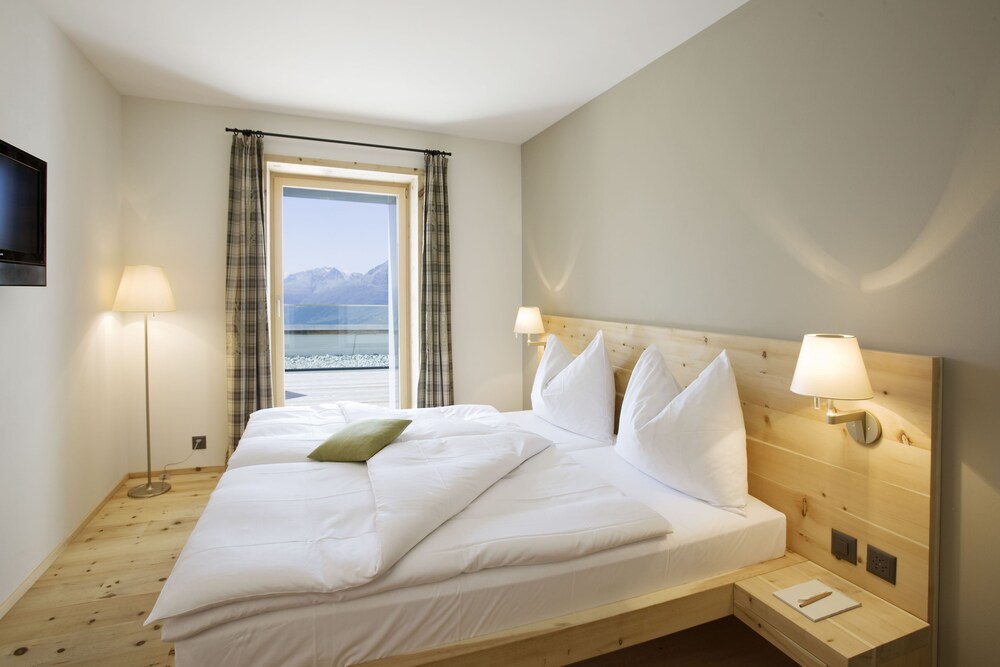 

Napoli - St. Moritz, Montagna Svizzera - Romantik Hotel Muottas Muragl