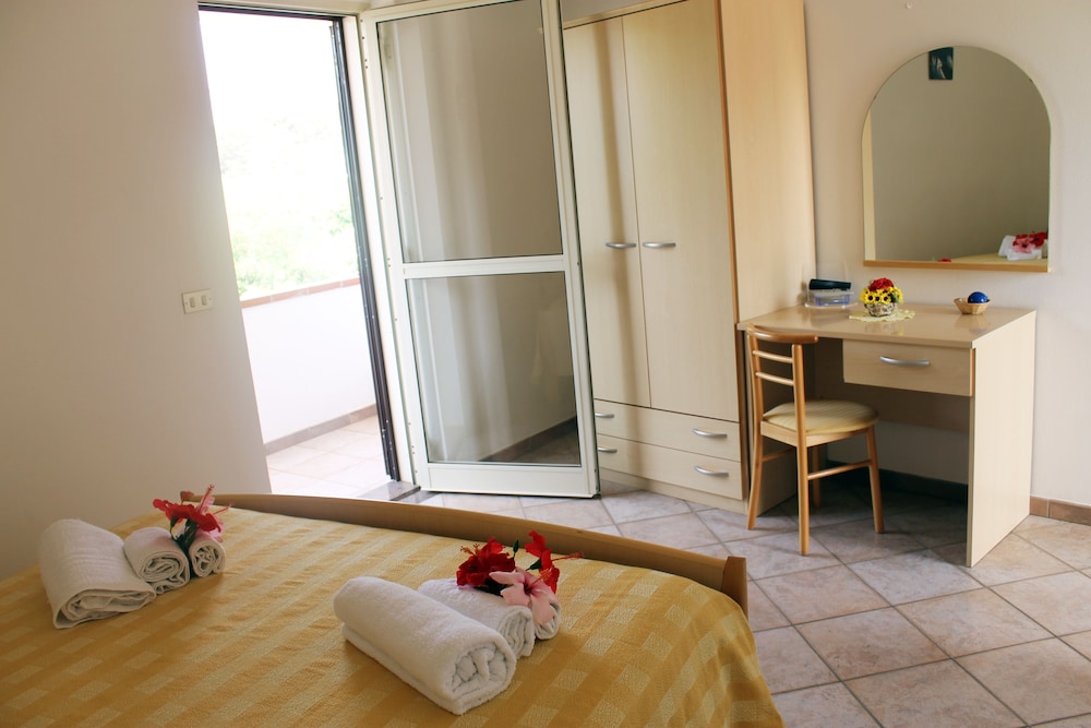

Bologna - Joppolo - Hotel L'Ancora