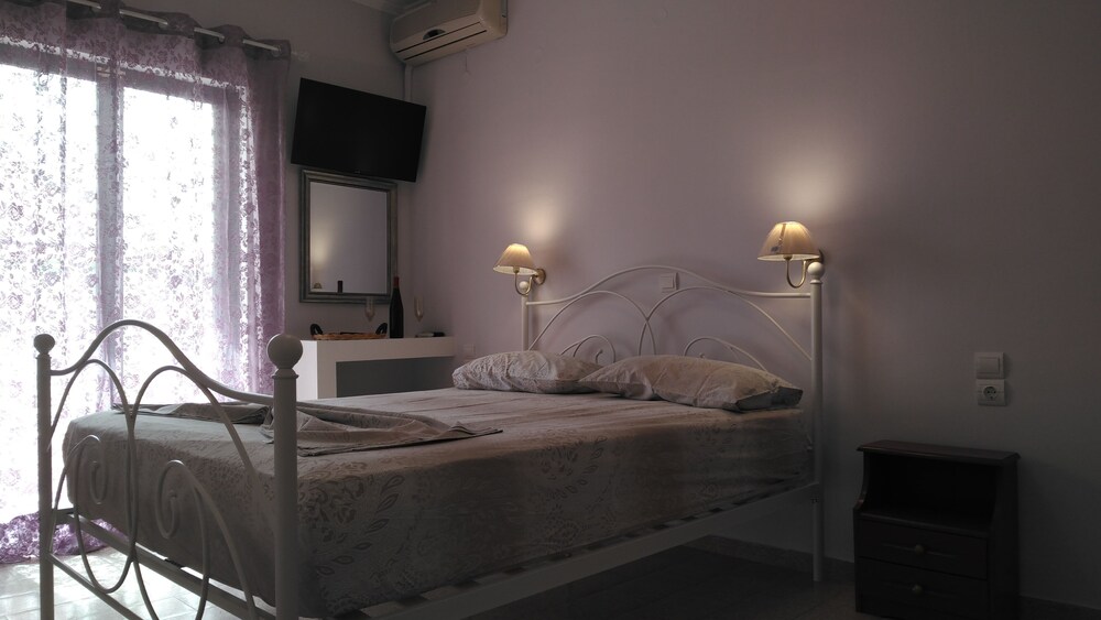 

Bologna - Alykes - Infinity blue beach apartments