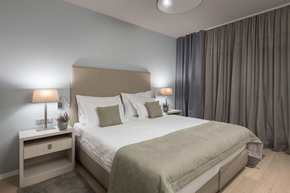 

Milano - Pašman - Torretta Palace Hotel