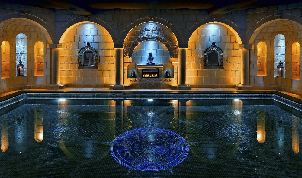 

Roma - Ayvalı - Seraphim Cave Suites & SPA