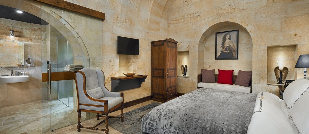 

Roma - Ayvalı - Seraphim Cave Suites & SPA