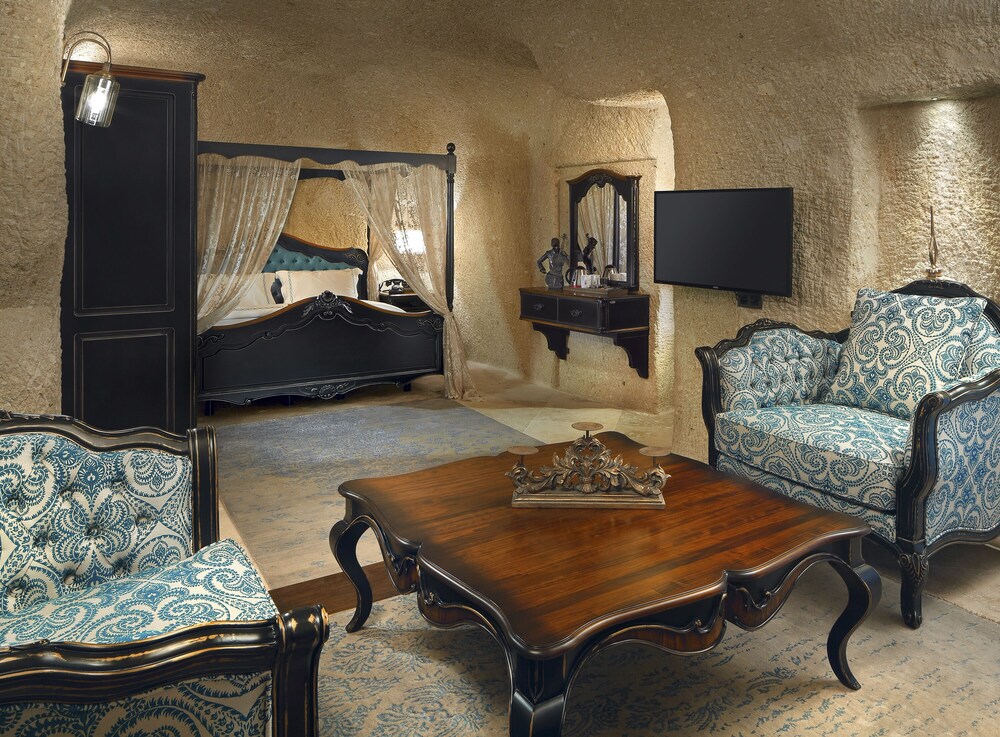 

Torino - Ayvalı - Seraphim Cave Suites & SPA