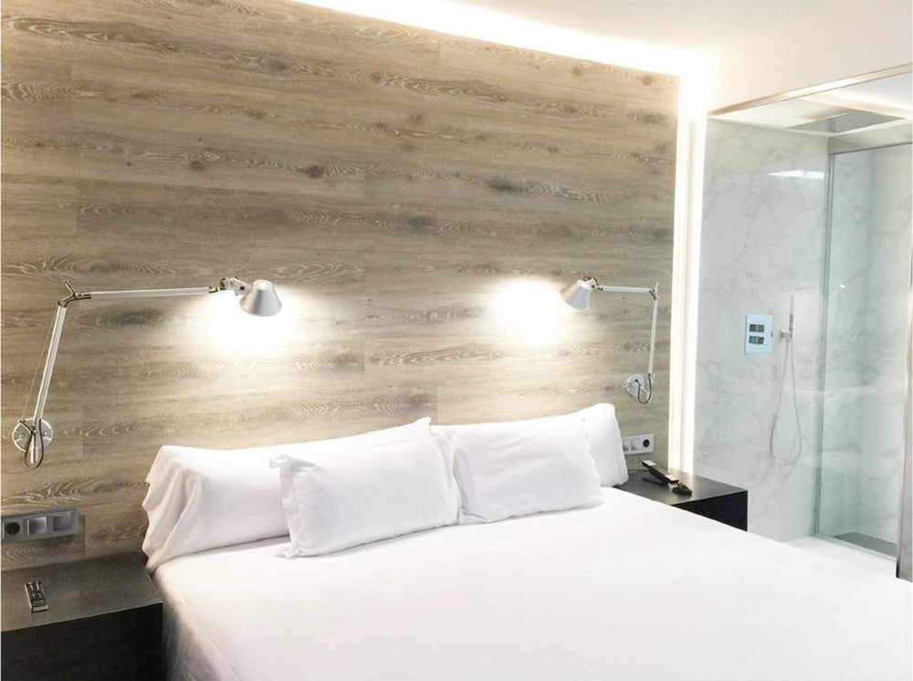 

Pisa - Barcellona - Best Western Plus Hotel Alfa Aeropuerto