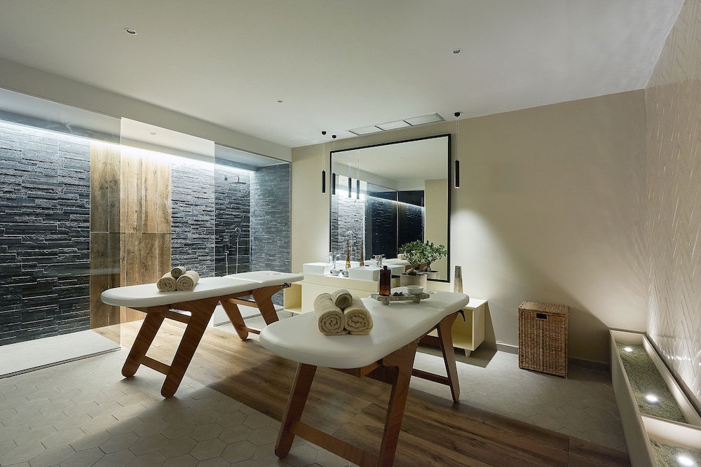 

Milano - Agios Fokas - Michelangelo Resort & Spa
