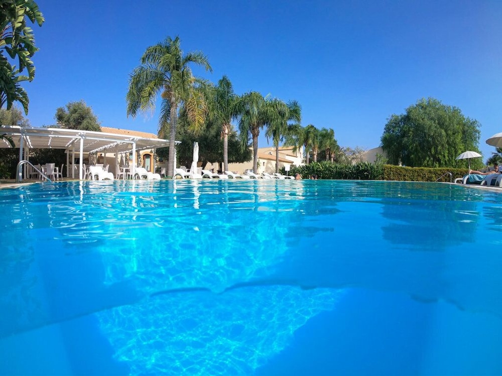 

Milano - Arenella - Life Hotels Kalaonda Resort