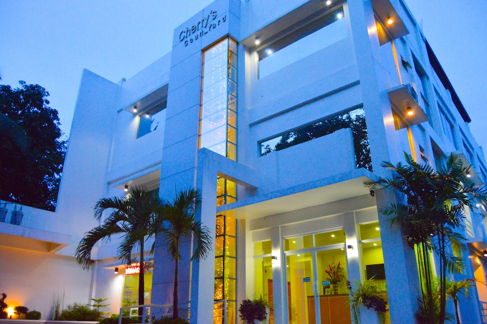 

Milano - Puerto Princesa - Cherry's Courtyard Hotel