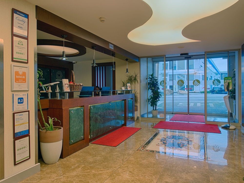 

Verona - Frankfurt-Main Airport - Airport Global Hotel, Olive INN