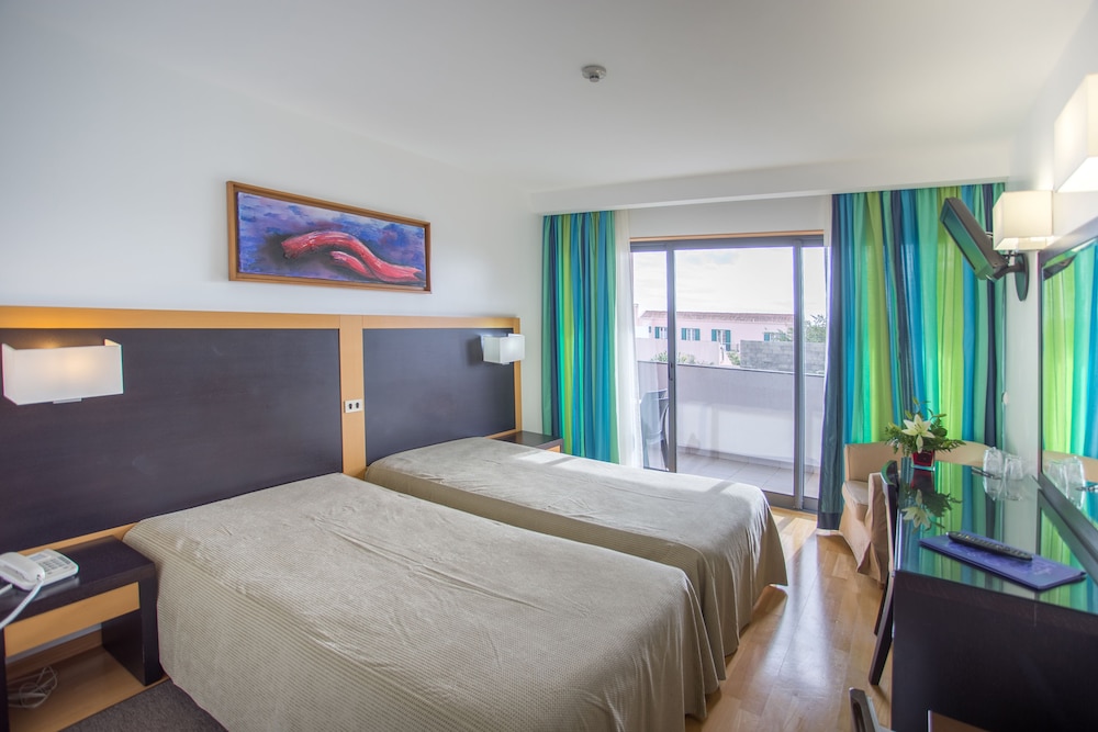 

Torino - Ponta Delgada, Azzorre - Antillia Hotel
