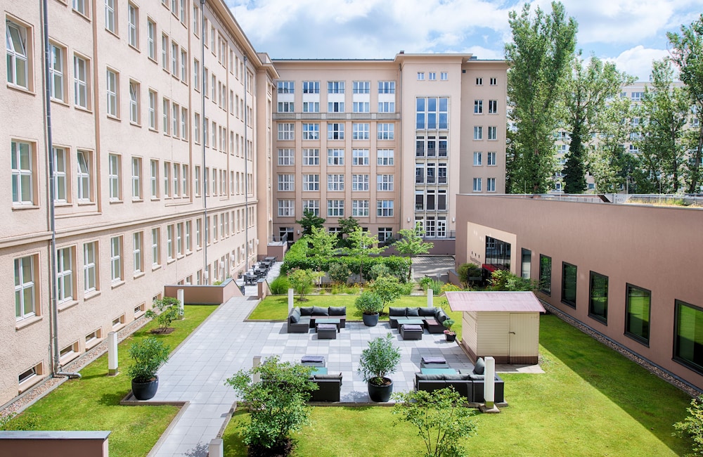 

Brindisi - Berlino - Leonardo Royal Hotel Berlin Alexanderplatz