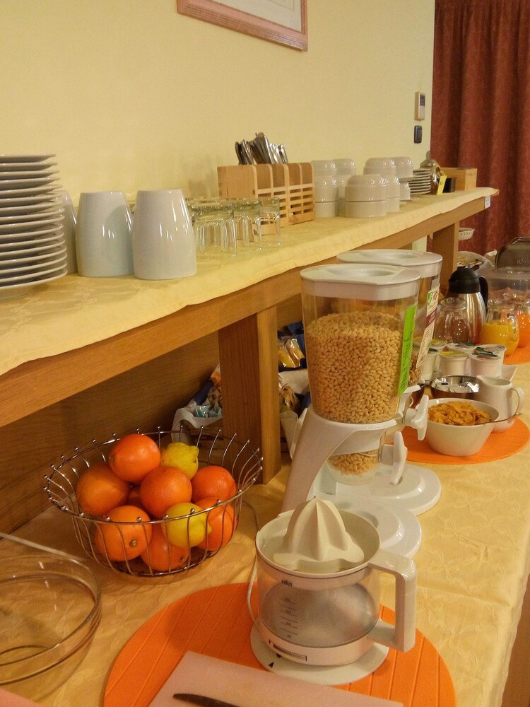 

Napoli - Quinto di Treviso - Hotel C25