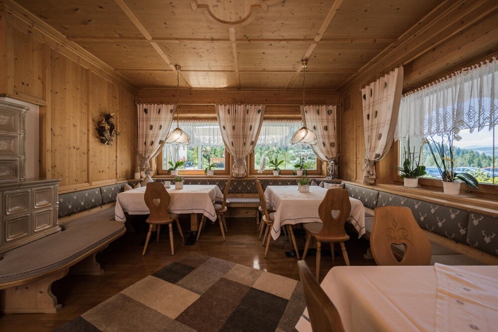 

Palermo - Lago di Braies - Hotel Erika