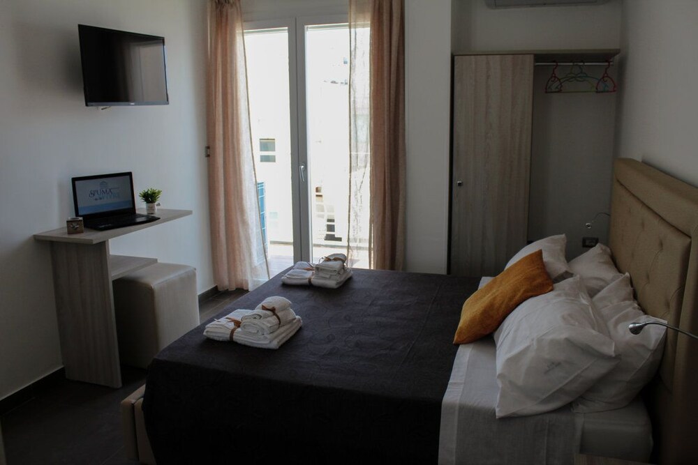 

Catania - Gallipoli - Spuma di mare