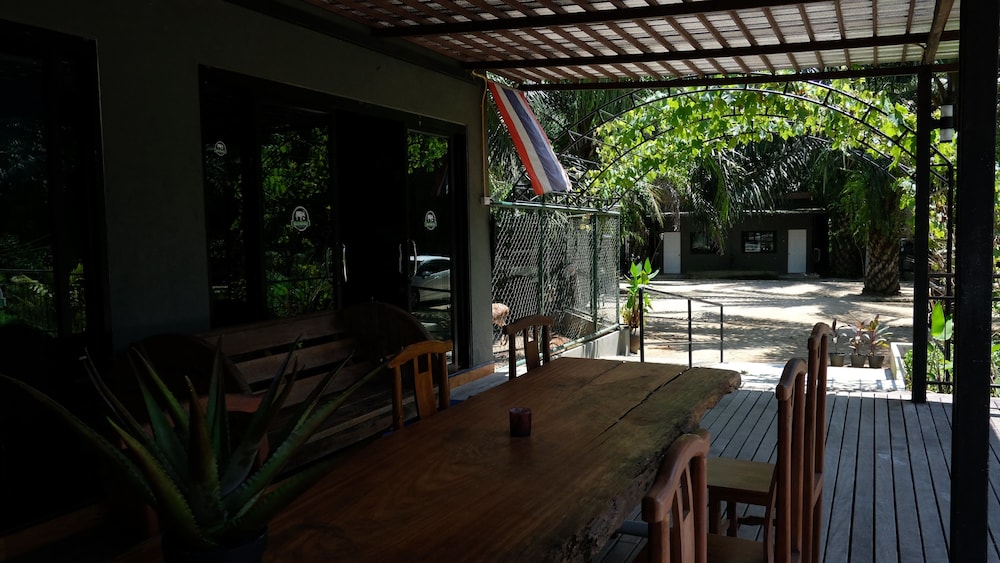 

Milano - Khao Lak - Phang Nga Farmstay