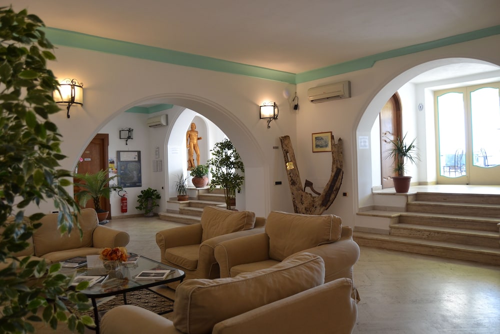 

Napoli - Isole Eolie, Sicilia - Hotel Ossidiana Stromboli Center