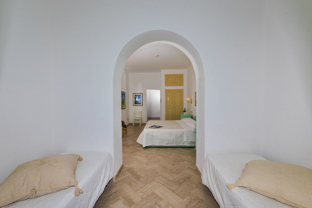 

Verona - Stromboli, Isole Eolie - Hotel Ossidiana Stromboli Center