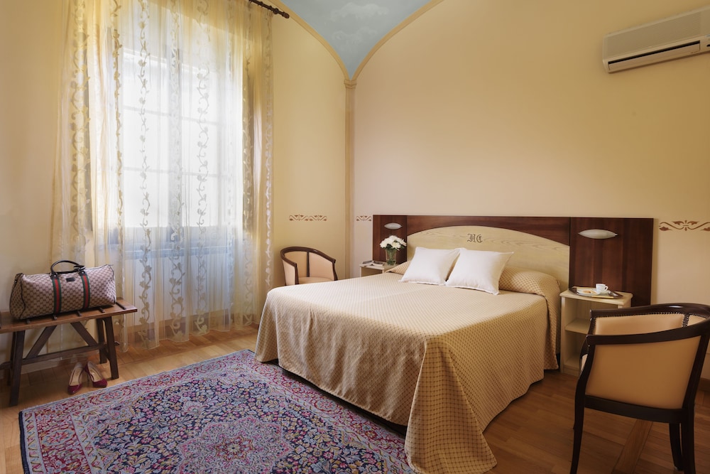 

Milano - Montalcino - Hotel Dei Capitani