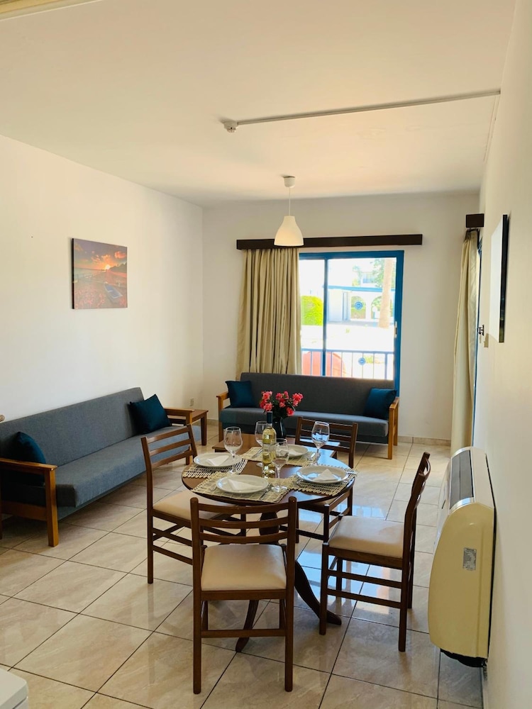

Torino - Paphos - Kefalonitis Hotel Apartments