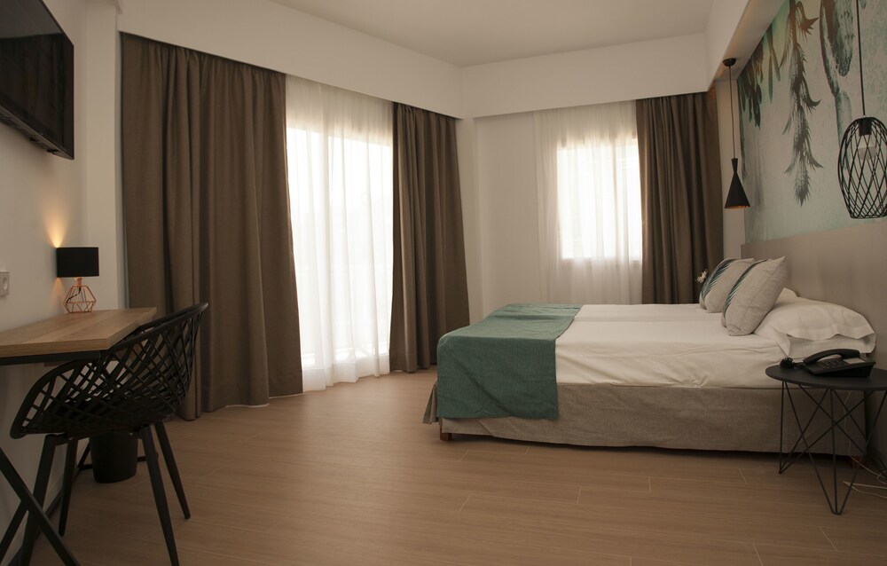 

Venezia - Andratx - Hotel Torá