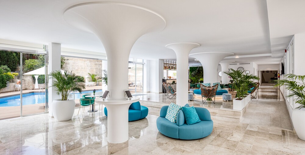 

Milano - Andratx - Hotel Torá