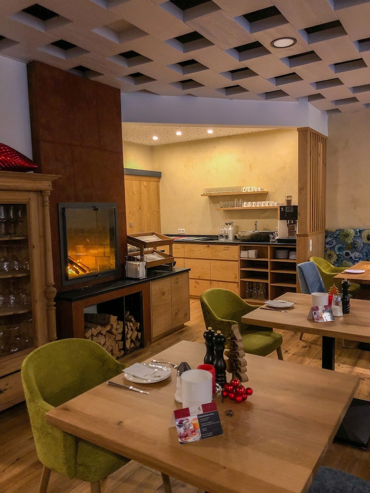 

Milano - Söll - Hotel Goldener Löwe