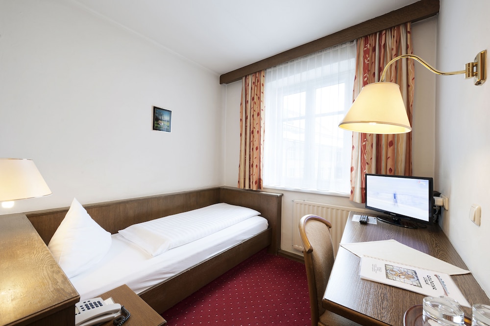 

Milano - Söll - Hotel Goldener Löwe