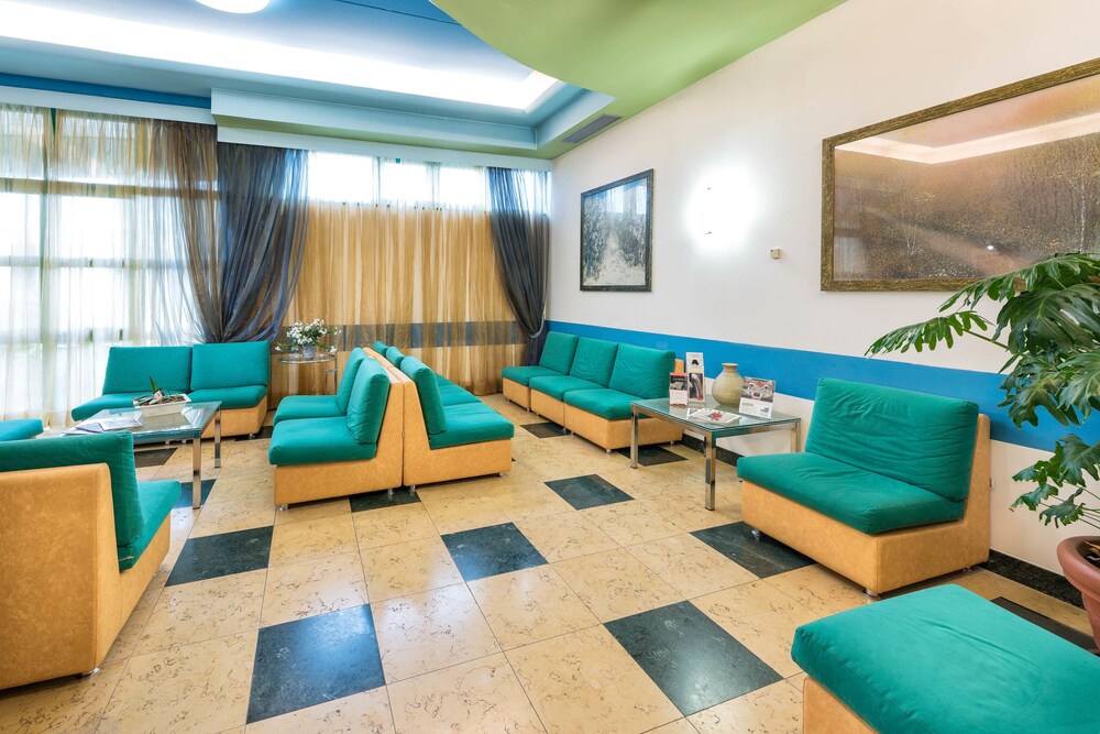 

Catania - Verona - West Point Airport Hotel