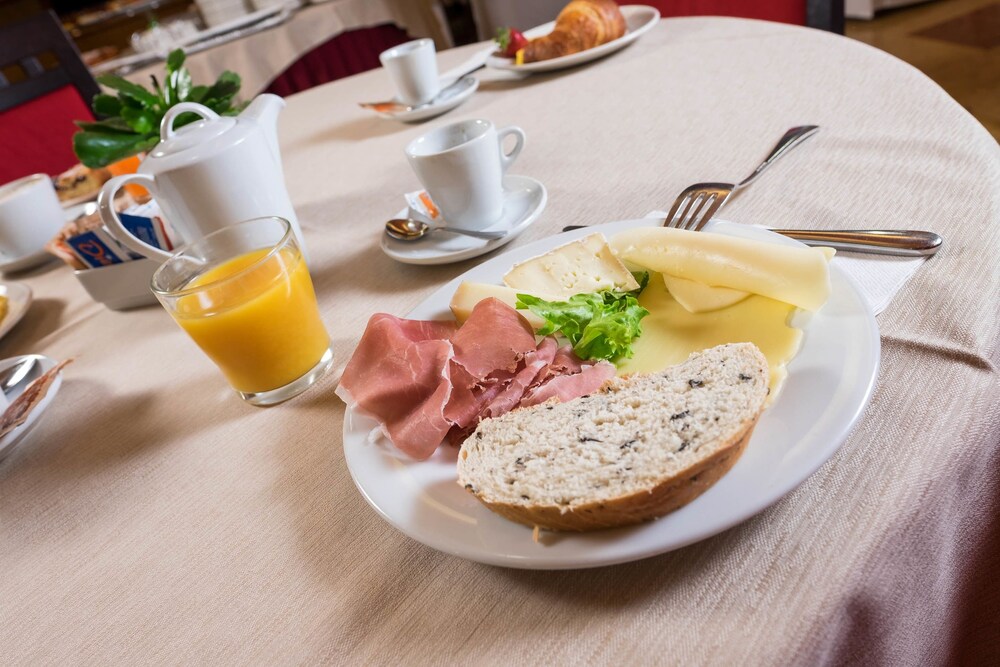 

Milano - Verona - West Point Airport Hotel