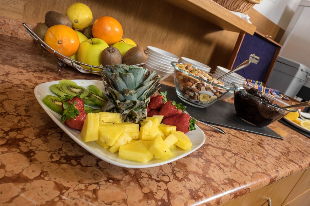 

Catania - Villafranca di Verona - West Point Airport Hotel